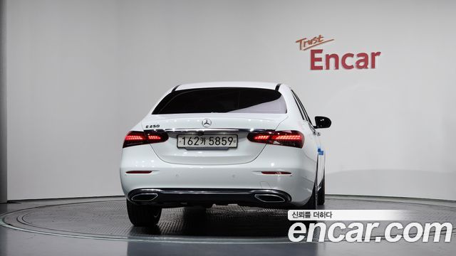 Mercedes-Benz E-Class E250 Exclusive