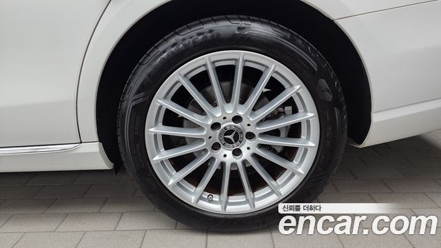 Mercedes-Benz E-Class E250 Exclusive