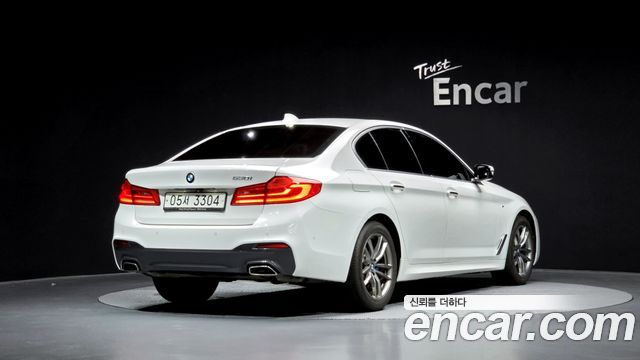 BMW 5-Series 530i M Sport Package Plus