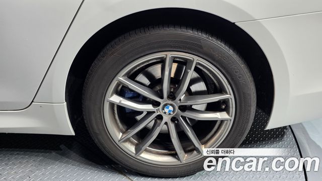 BMW 5-Series 530i M Sport Package Plus
