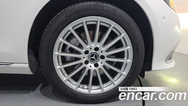 Mercedes-Benz E-Class E250 Exclusive