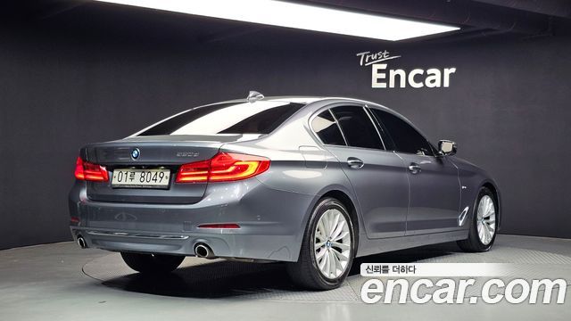 BMW 5-Series 520d Luxury Special Edition