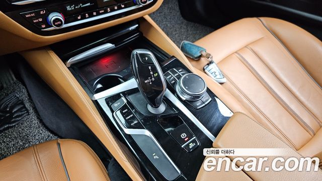 BMW 5-Series 520d Luxury Special Edition