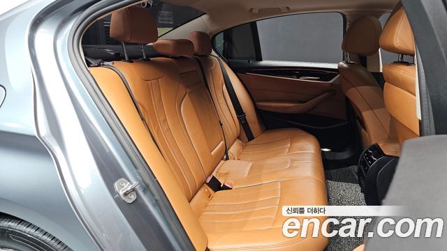 BMW 5-Series 520d Luxury Special Edition