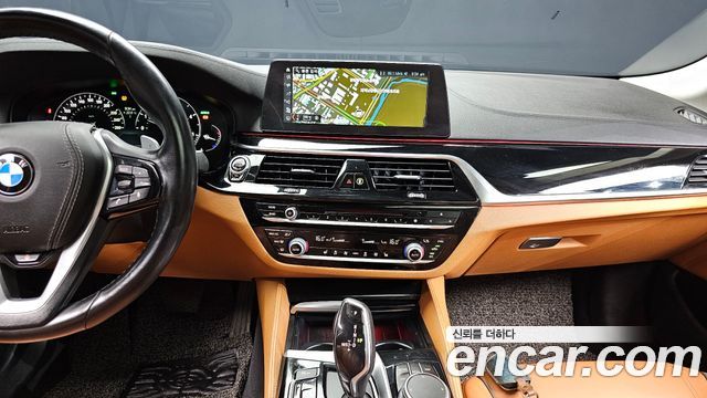 BMW 5-Series 520d Luxury Special Edition