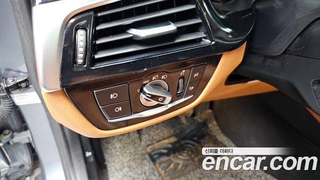 BMW 5-Series 520d Luxury Special Edition