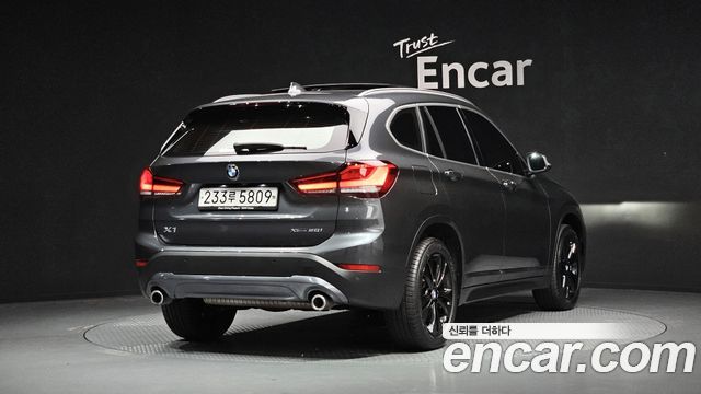 BMW X1 xDrive 20i Advantage