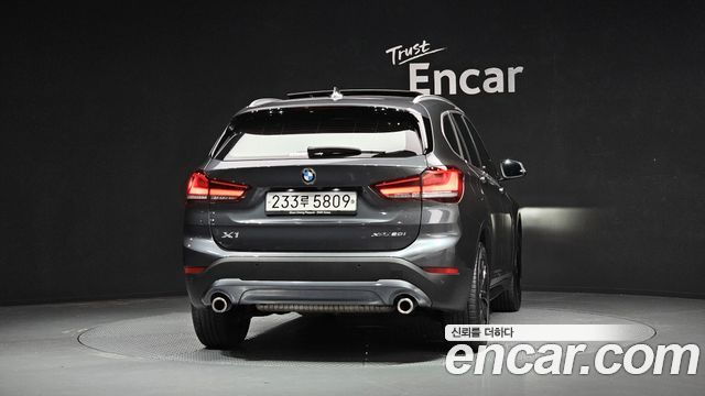 BMW X1 xDrive 20i Advantage