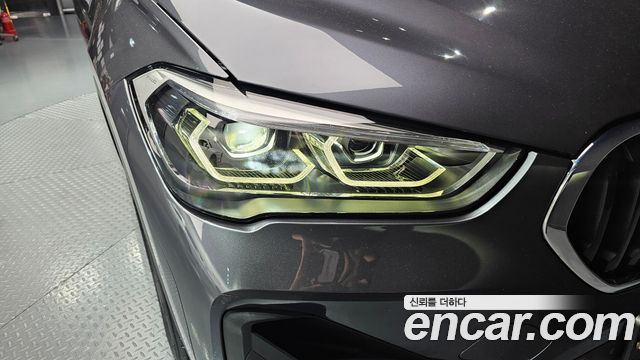 BMW X1 xDrive 20i Advantage