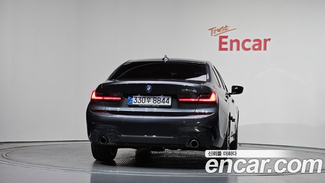 BMW 3-Series 320e M Sports