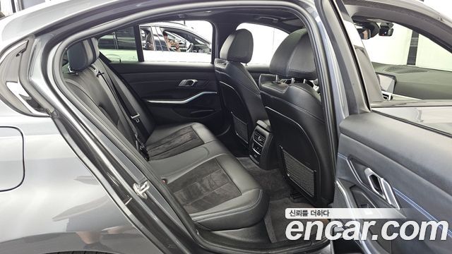 BMW 3-Series 320e M Sports