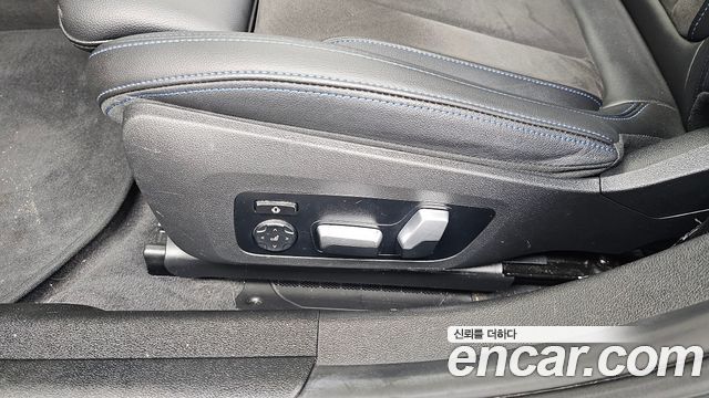 BMW 3-Series 320e M Sports