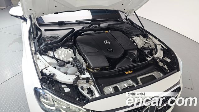 Mercedes-Benz E-Class E200 Avantgarde