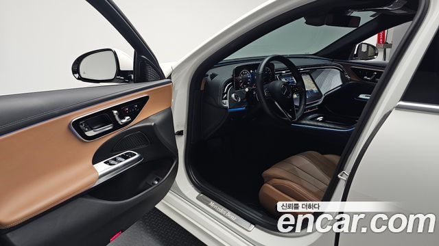 Mercedes-Benz E-Class E200 Avantgarde