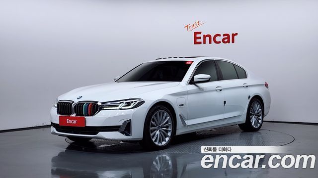 BMW 5-Series 530e Luxury