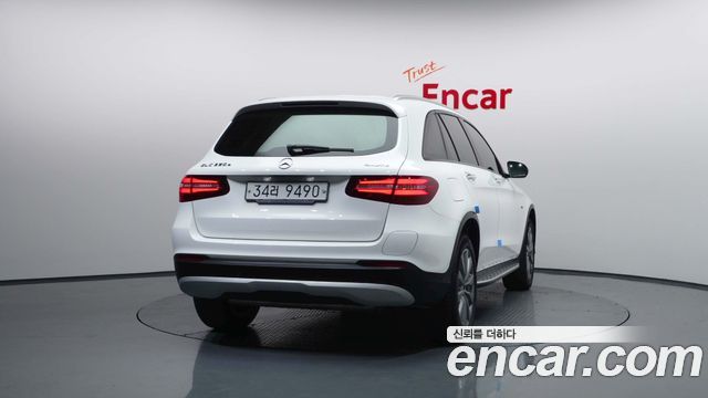 Mercedes-Benz GLC-Class GLC350e 4MATIC