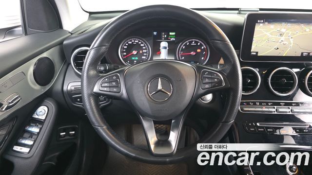 Mercedes-Benz GLC-Class GLC350e 4MATIC
