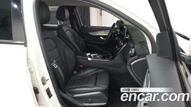 Mercedes-Benz GLC-Class GLC350e 4MATIC