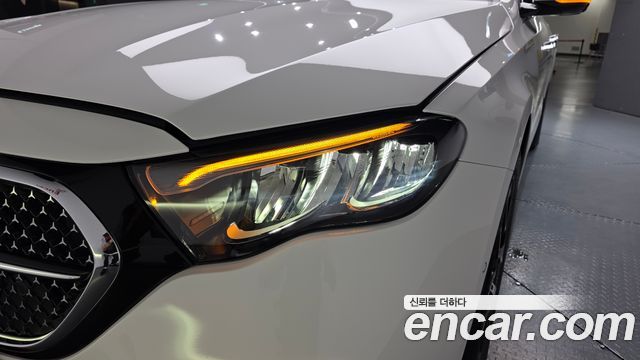 Mercedes-Benz E-Class E200 Avantgarde