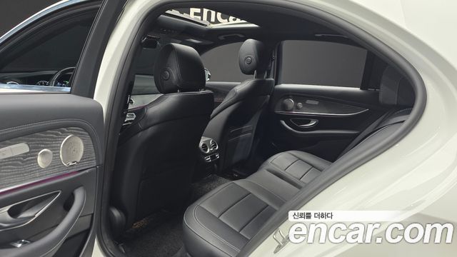 Mercedes-Benz E-Class E350 4MATIC Avantgarde