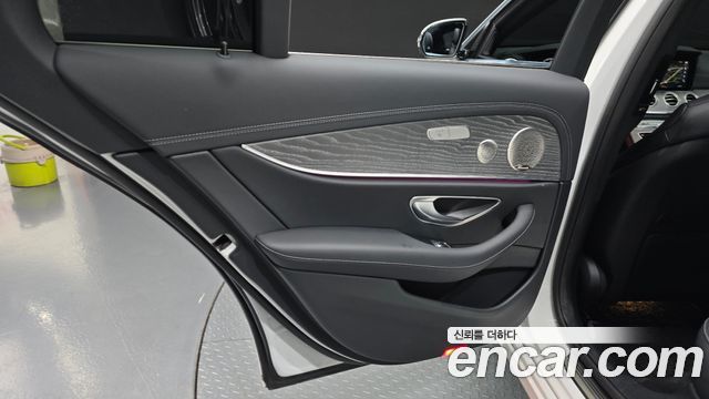 Mercedes-Benz E-Class E350 4MATIC Avantgarde