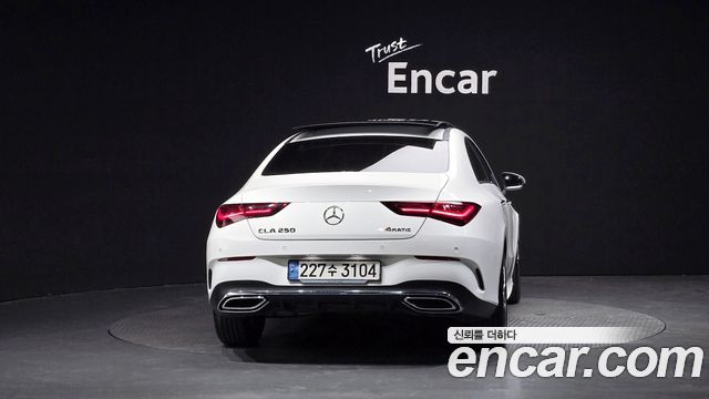 Mercedes-Benz CLA-Class CLA250 4MATIC