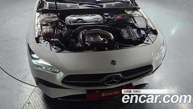 Mercedes-Benz CLA-Class CLA250 4MATIC