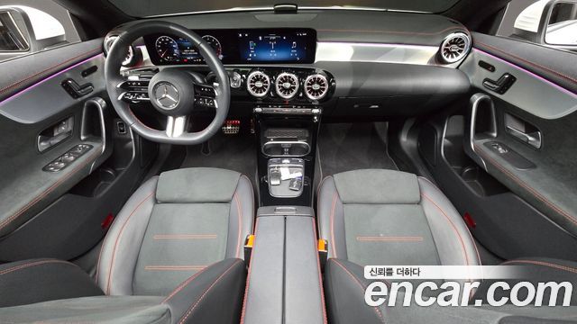 Mercedes-Benz CLA-Class CLA250 4MATIC