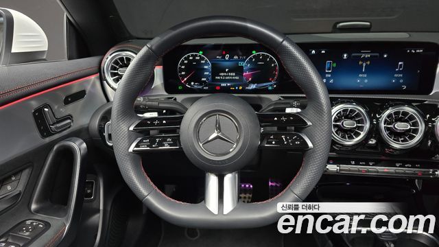Mercedes-Benz CLA-Class CLA250 4MATIC