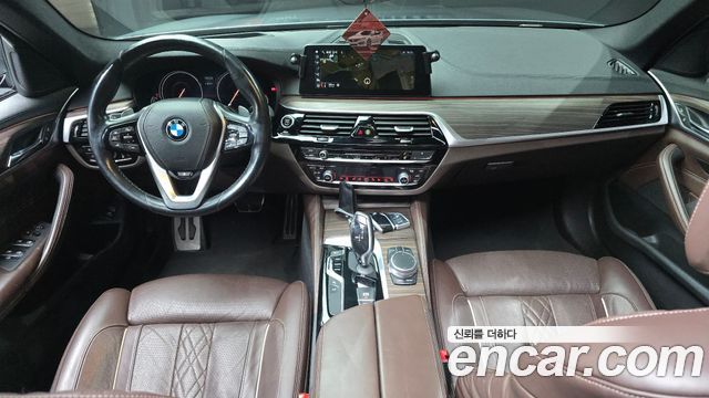 BMW 5-Series 520d M Sport Package Plus
