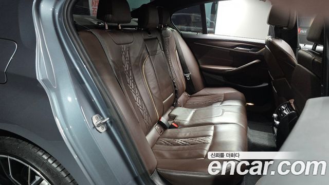 BMW 5-Series 520d M Sport Package Plus