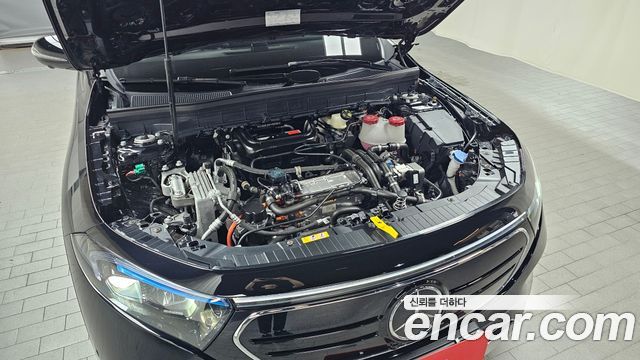 Mercedes-Benz EQB EQB300 4MATIC