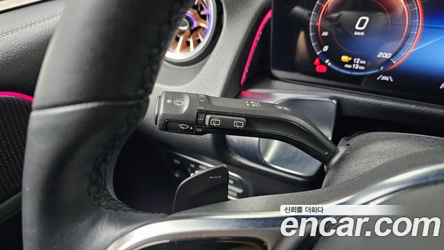 Mercedes-Benz EQB EQB300 4MATIC
