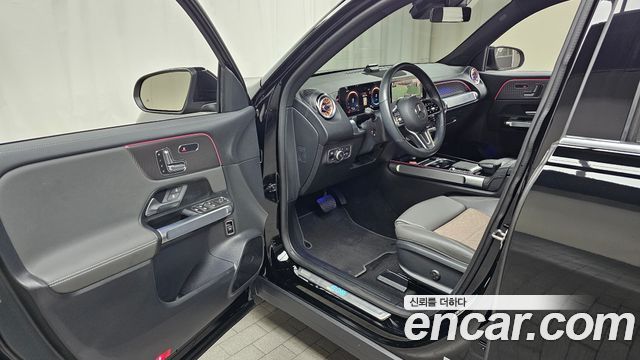 Mercedes-Benz EQB EQB300 4MATIC
