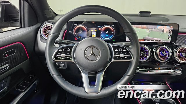 Mercedes-Benz EQB EQB300 4MATIC