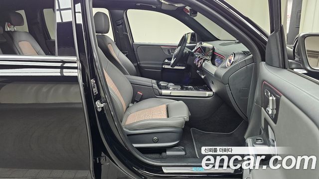 Mercedes-Benz EQB EQB300 4MATIC