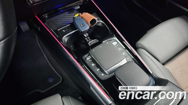 Mercedes-Benz EQB EQB300 4MATIC
