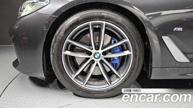 BMW 5-Series 520i M Sport