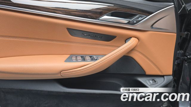 BMW 5-Series 520i M Sport