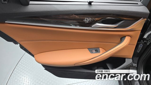 BMW 5-Series 520i M Sport