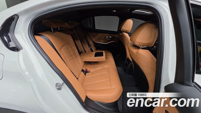 BMW 3-Series 320i M Sport