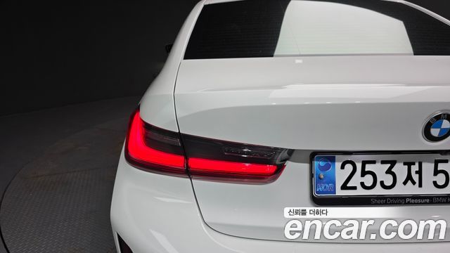 BMW 3-Series 320i M Sport