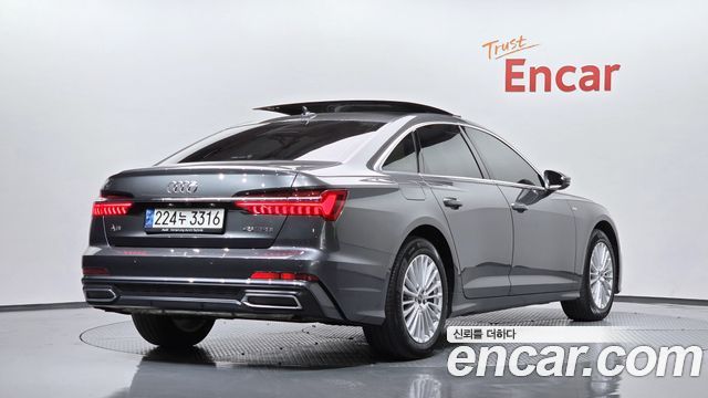 Audi A6 45 TFSI Premium