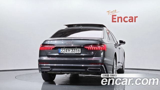 Audi A6 45 TFSI Premium