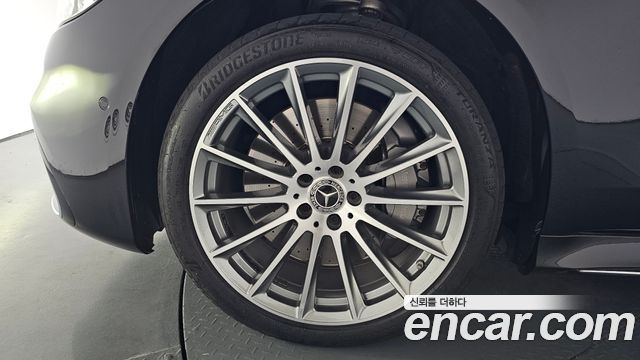 Mercedes-Benz S-Class S500L 4MATIC