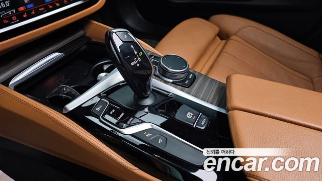 BMW 5-Series 520d xDrive M Sport Package Plus