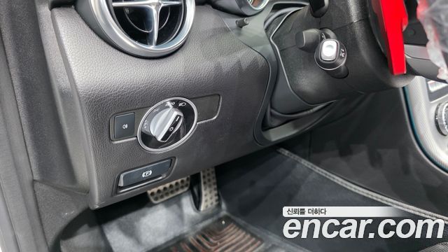 Mercedes-Benz SLC-Class AMG SLC43