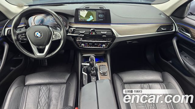 BMW 5-Series 530i xDrive Luxury Plus