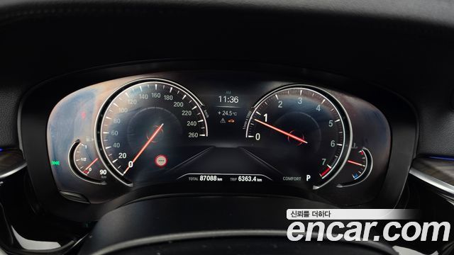 BMW 5-Series 530i xDrive Luxury Plus