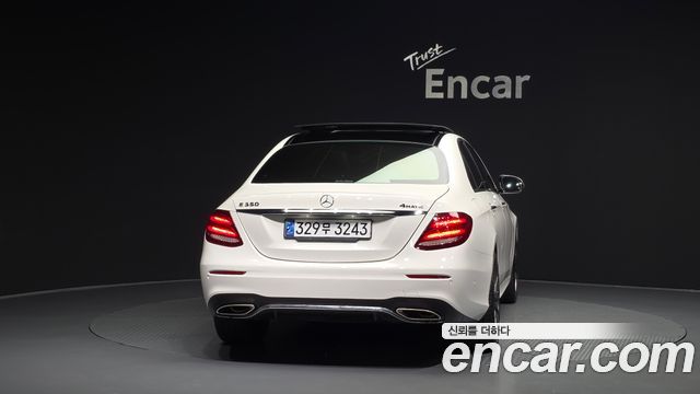 Mercedes-Benz E-Class E350 4MATIC AMG Line